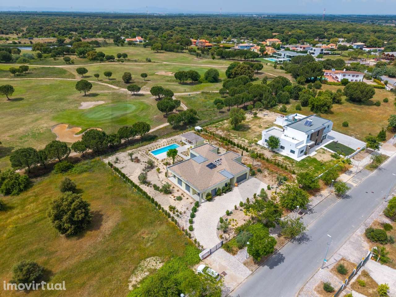 Moradia T4 para Arrendamento - Avenida da Aroeira - Condomínio de Golf - Grande imagem: 5/60