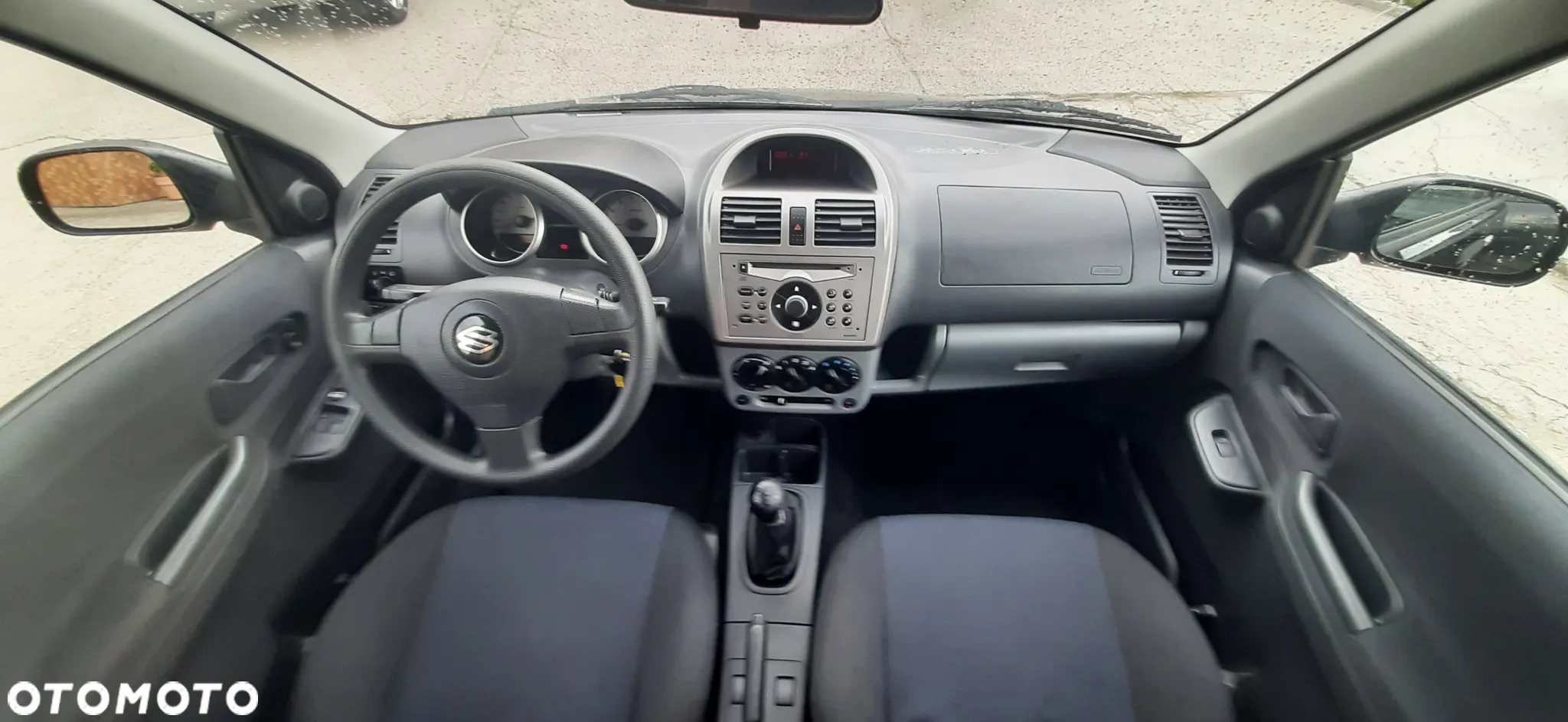 Suzuki Ignis - 29