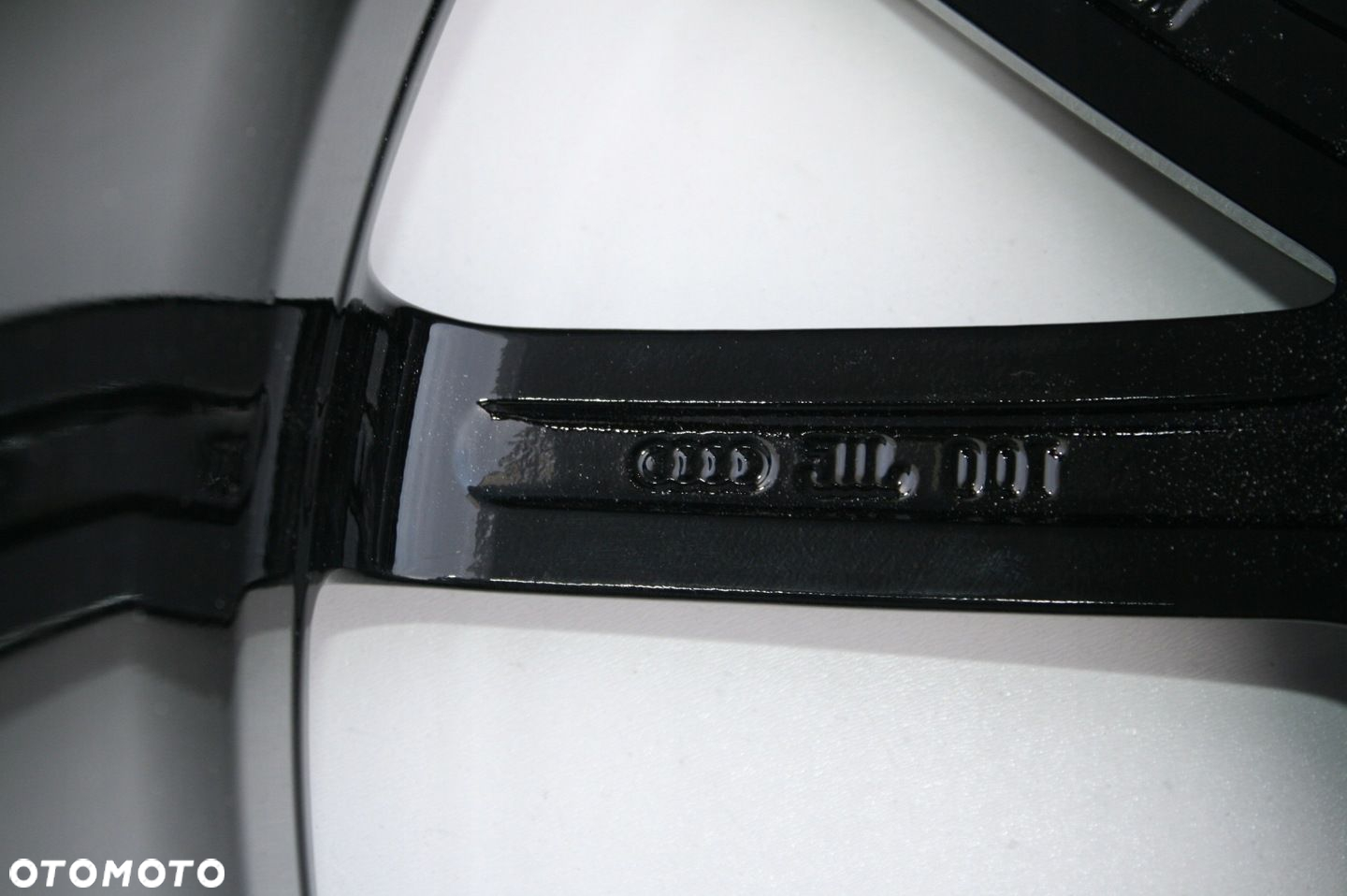 FELGI 19 ORYGINALNE AUDI S-Line A3 S3 RS3 8V0 8Y0 - 8