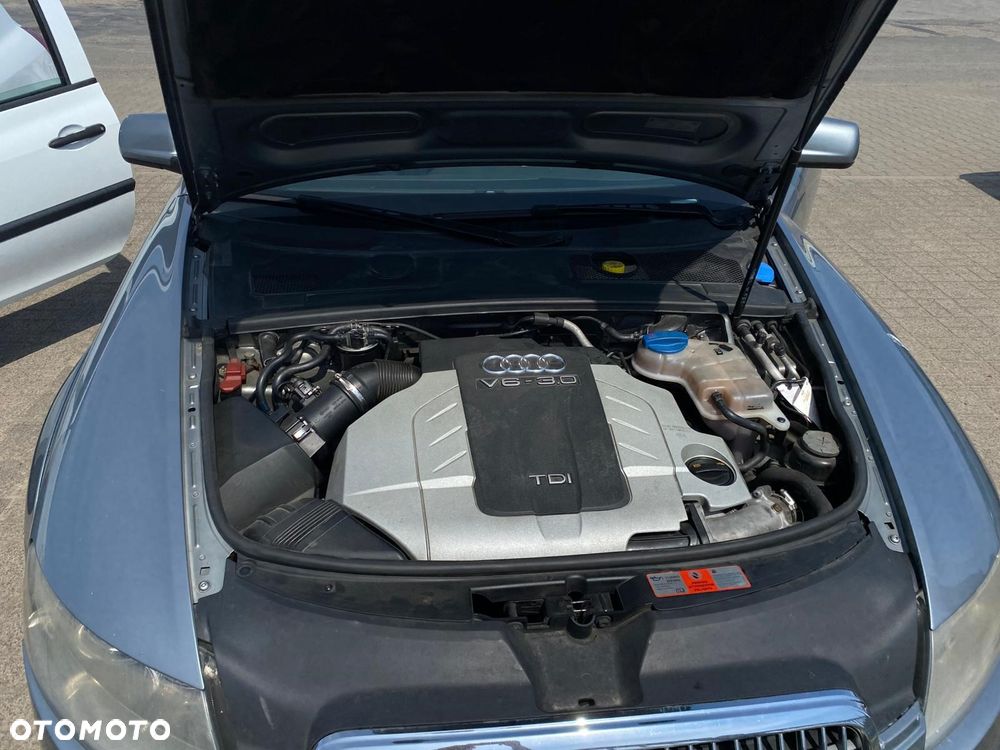 Audi A6 Allroad - 11