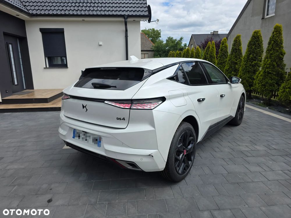 DS Automobiles DS 4 1.5 BlueHDi Performance Line - 2