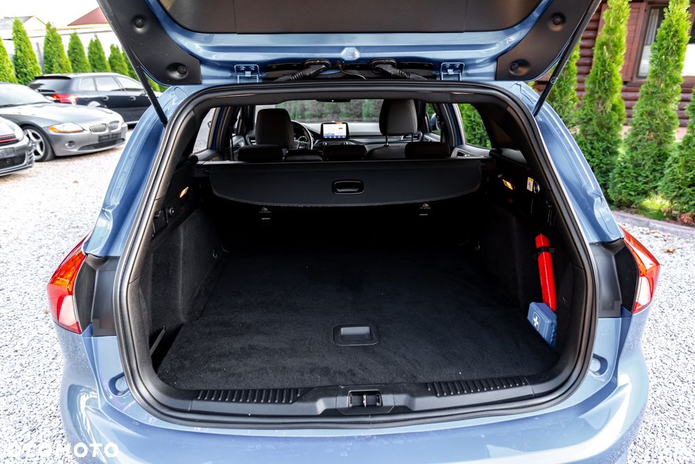 Ford Focus 1.5 EcoBlue STart-Stopp-System ST-LINE X - 21