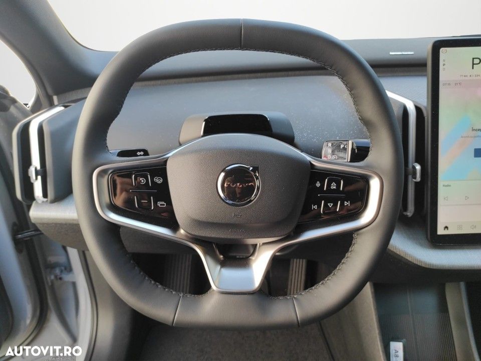 Volvo EX30 Twin Motor Performance Plus - 13