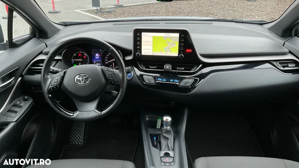 Toyota C-HR Hybrid Business-Edition - 29