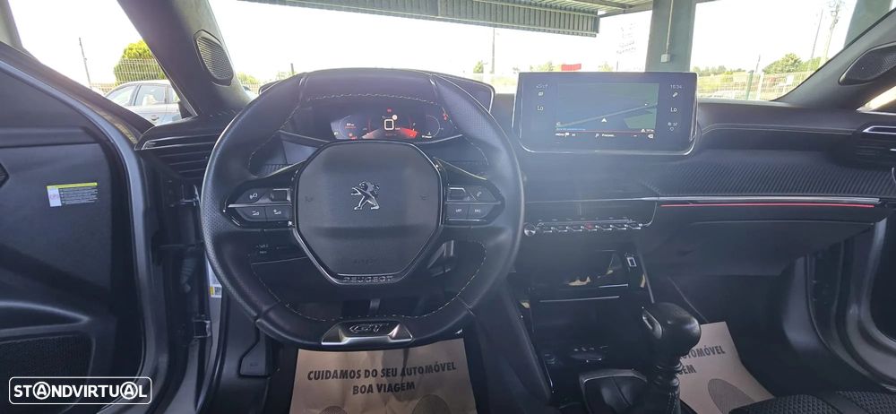 Peugeot 2008 PureTech 130 GT Pack - 23