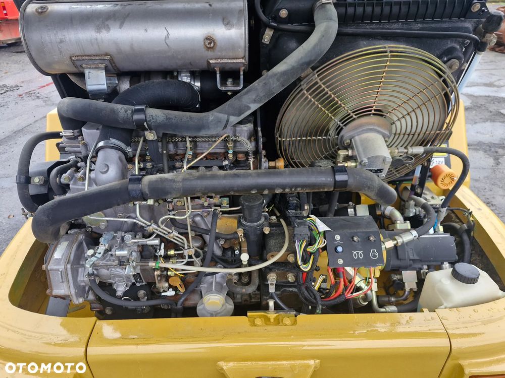 Caterpillar 906 - 7