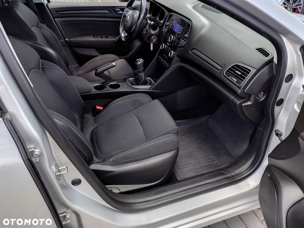 Renault Megane 1.5 dCi Zen - 25