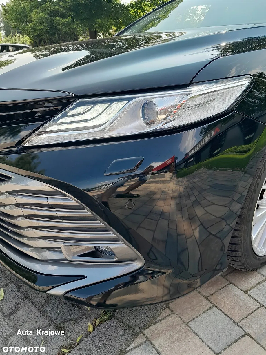 Toyota Camry 2.5 Hybrid Executive CVT - 35