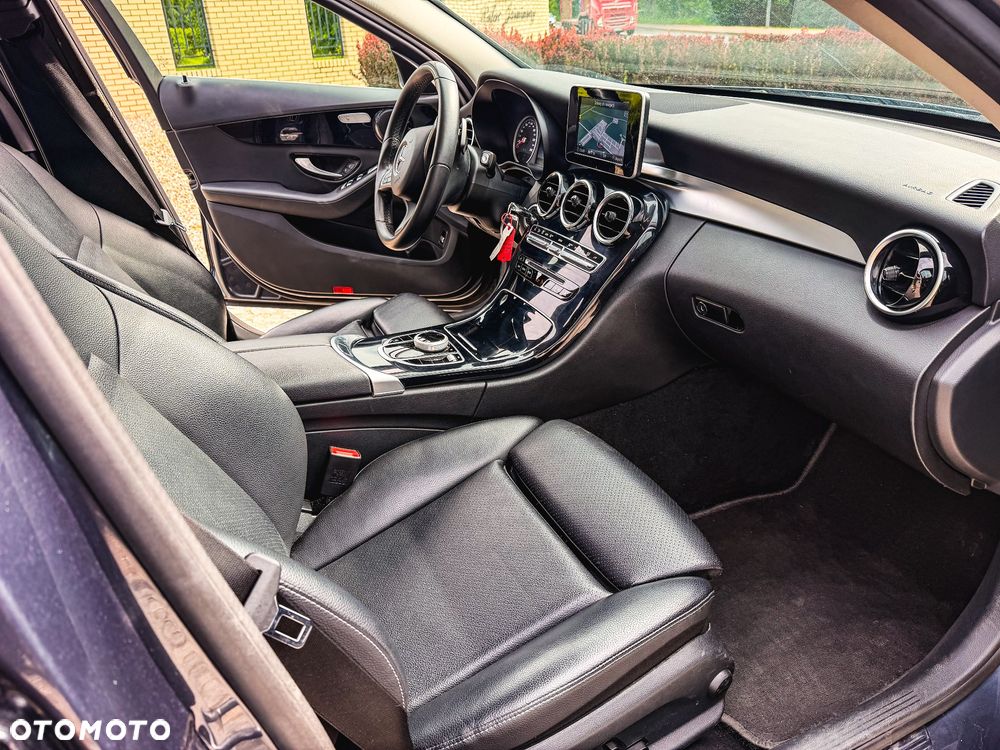 Mercedes-Benz Klasa C 200 (BlueTEC) d 7G-TRONIC Avantgarde - 29