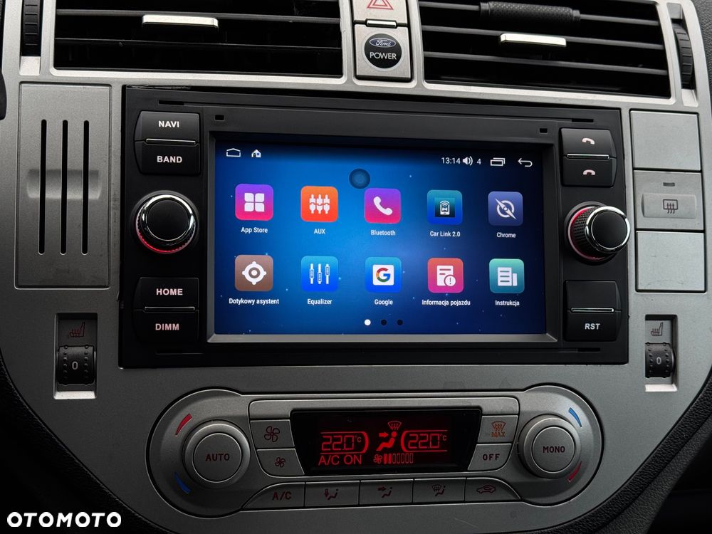 Ford Kuga 2.0 TDCi 2x4 Titanium - 20