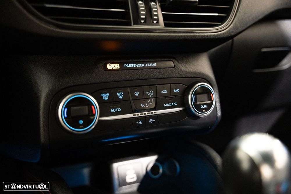 Ford Kuga 1.5 EcoBoost ST-Line - 22