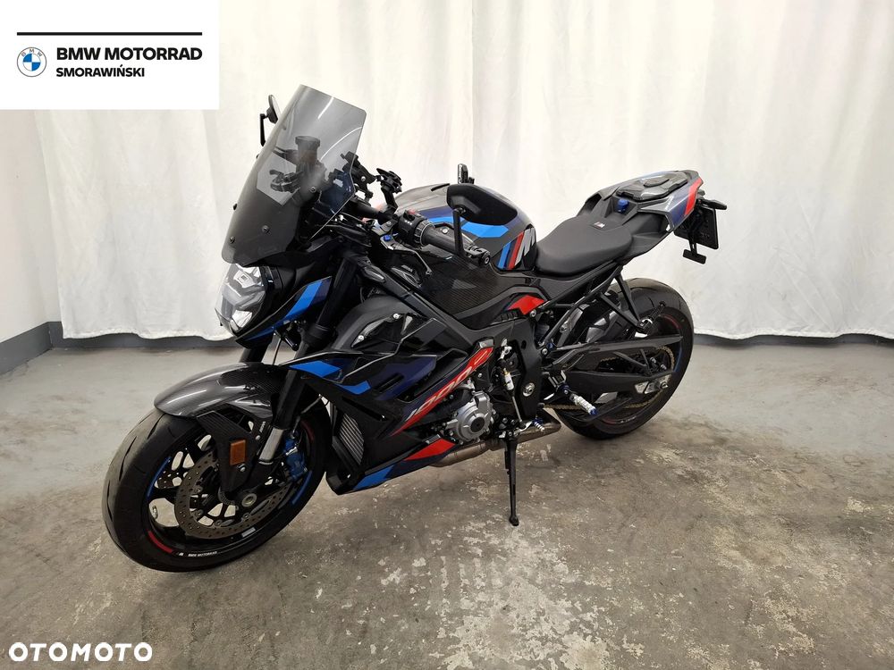BMW S - 4