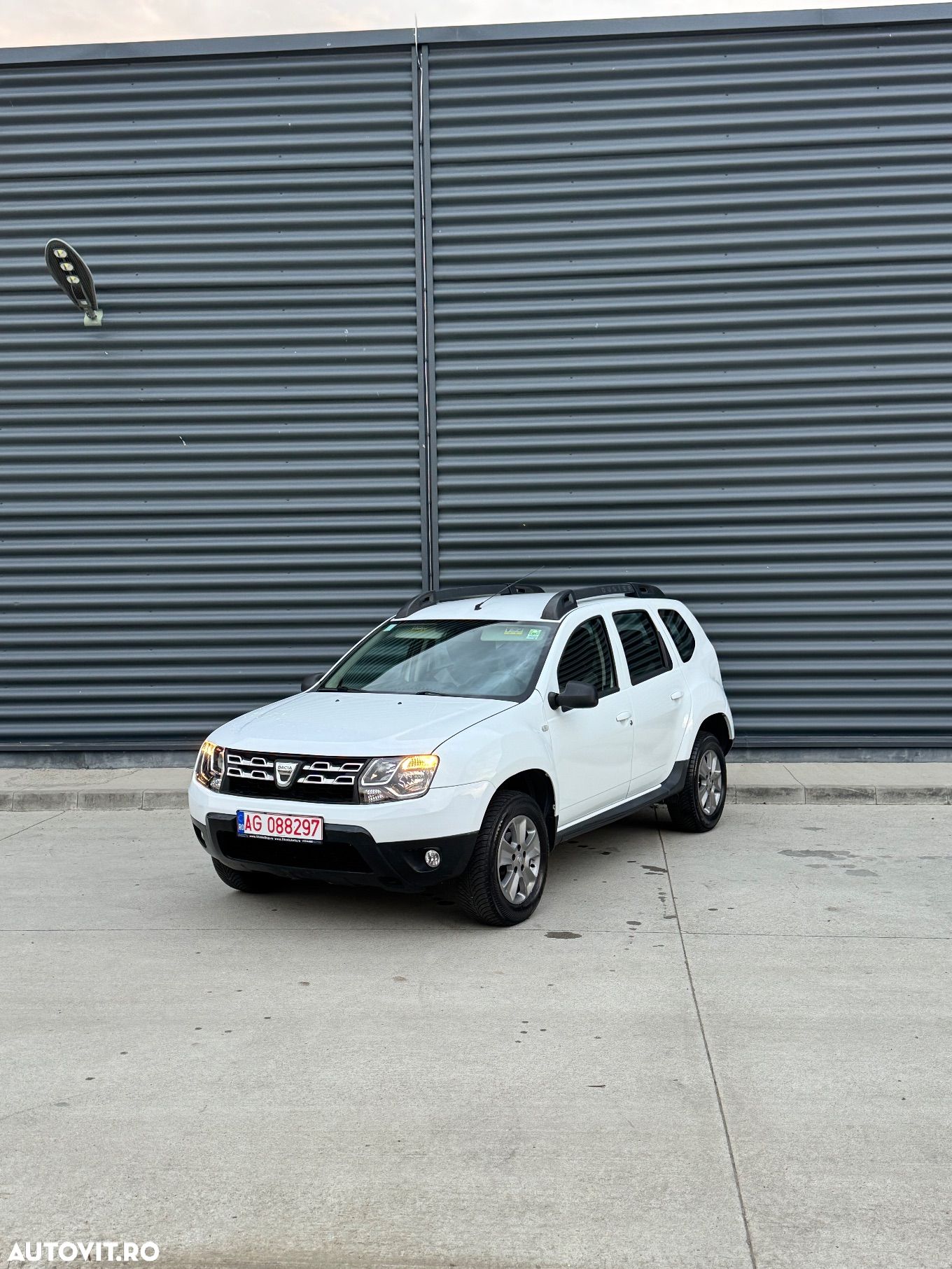 Dacia Duster SCe 115 4x2 Prestige - 1