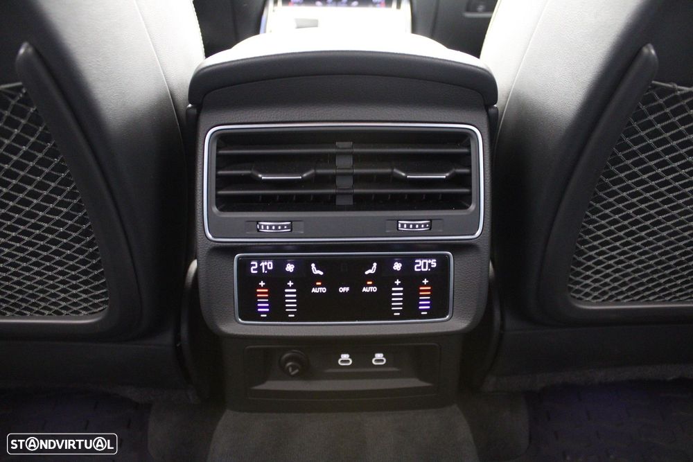 Audi Q8 50 TDI quattro Tiptronic - 23