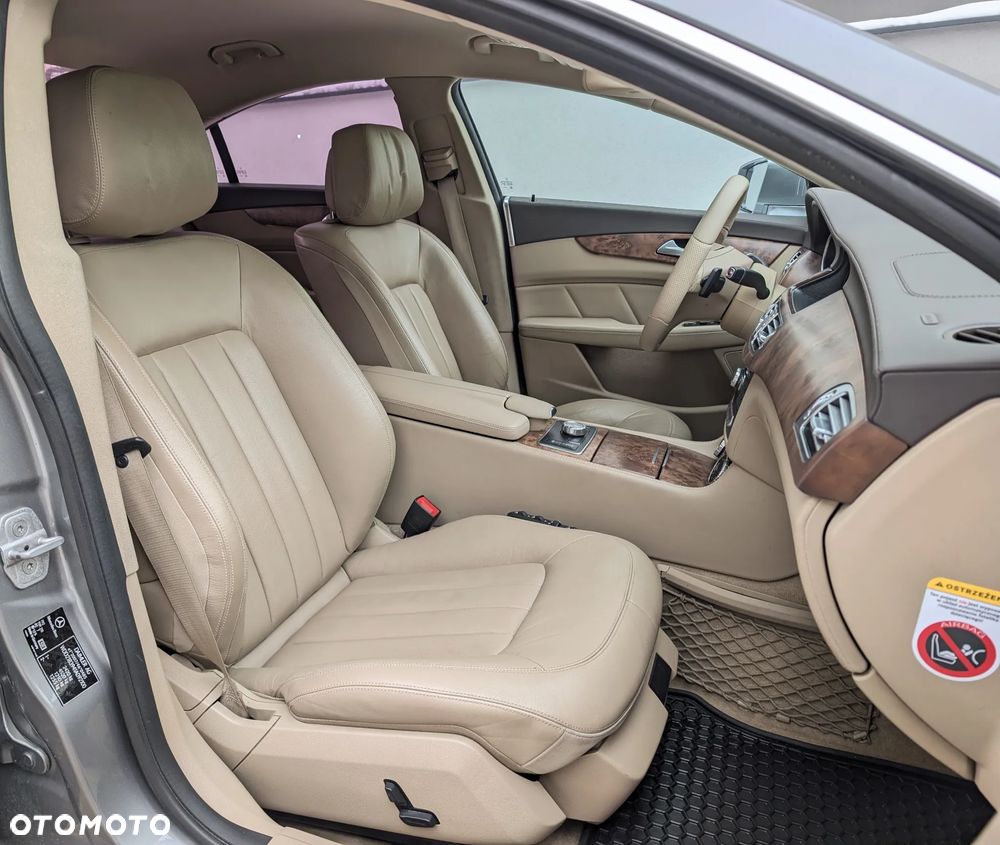 Mercedes-Benz CLS 350 CDI 4-Matic BlueEff - 15