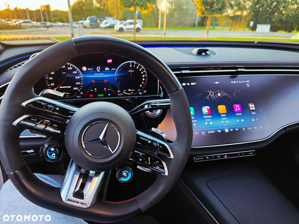 Mercedes-Benz Klasa E AMG 53 4-Matic+ - 16