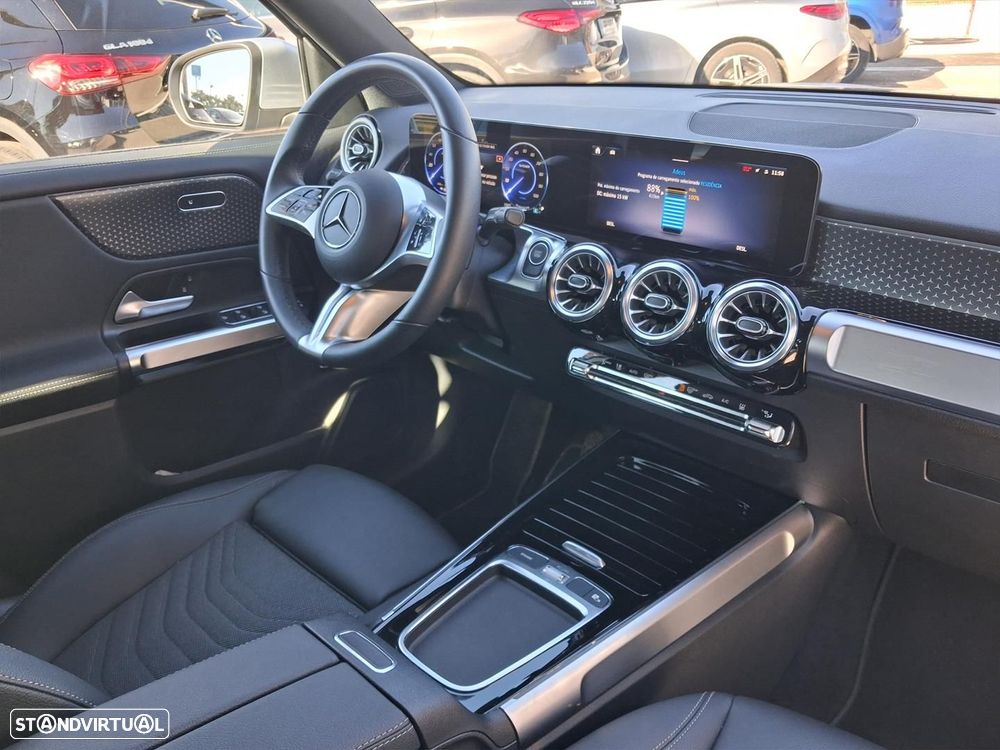 Mercedes-Benz EQB - 14