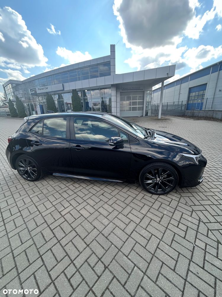 Toyota Corolla - 5