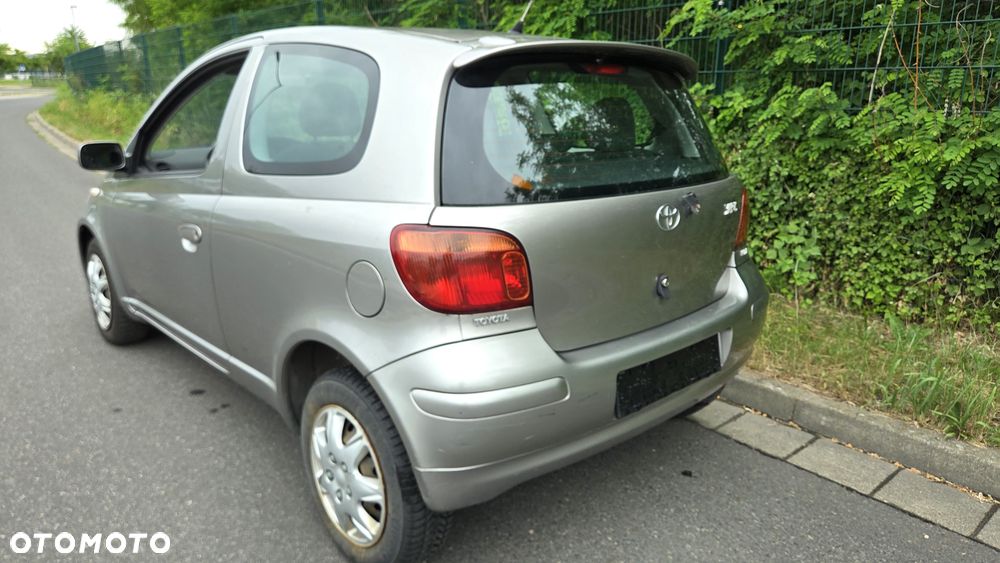 Toyota Yaris - 6
