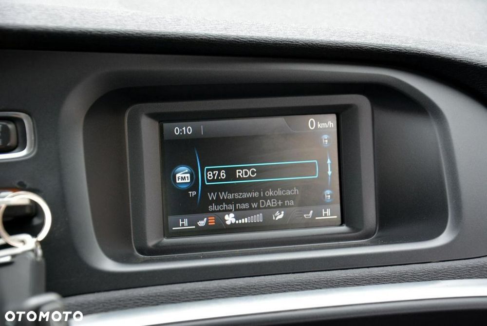 Volvo V40 D3 Geartronic Momentum - 29