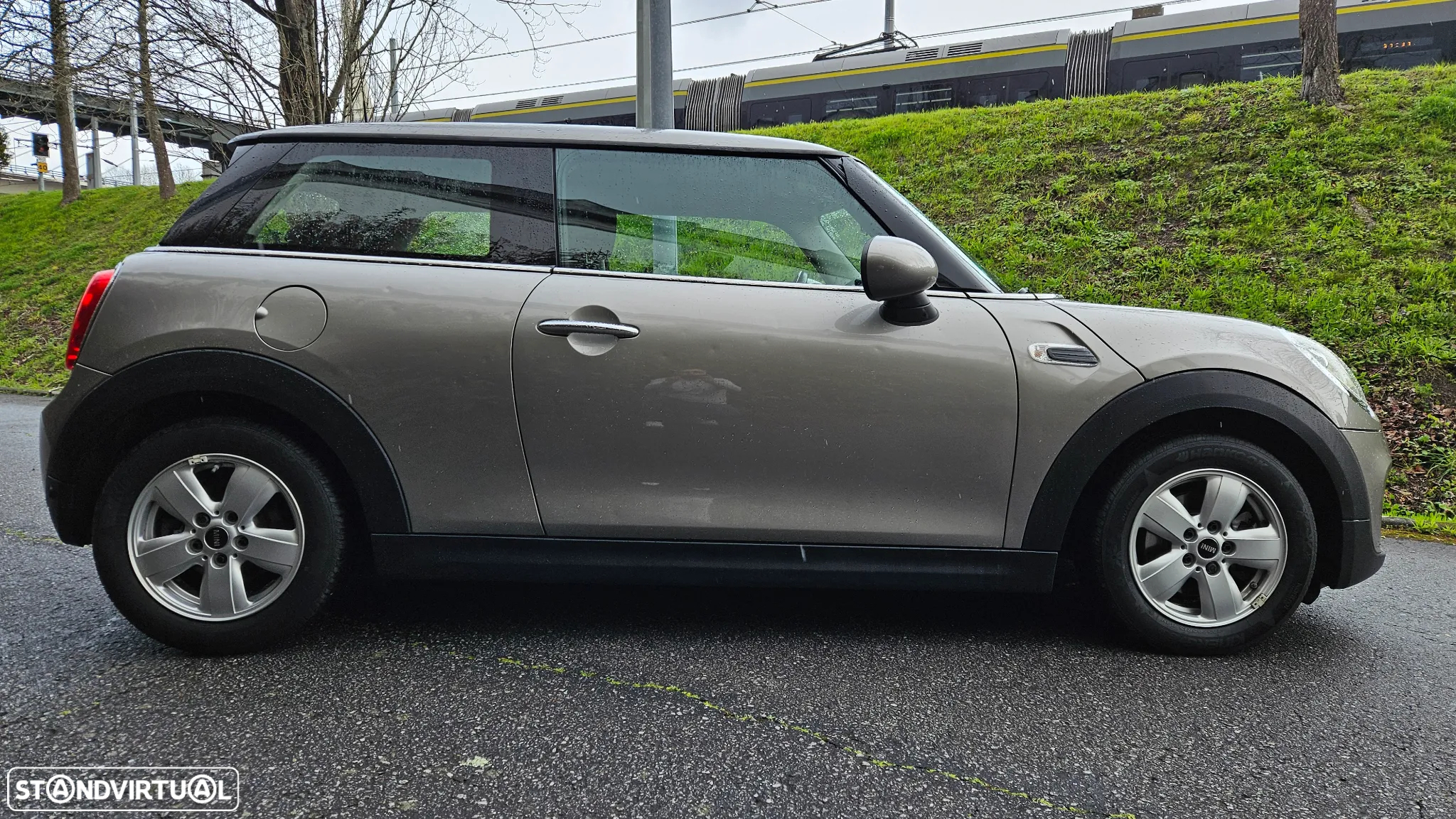 MINI 3 Portas One - 2