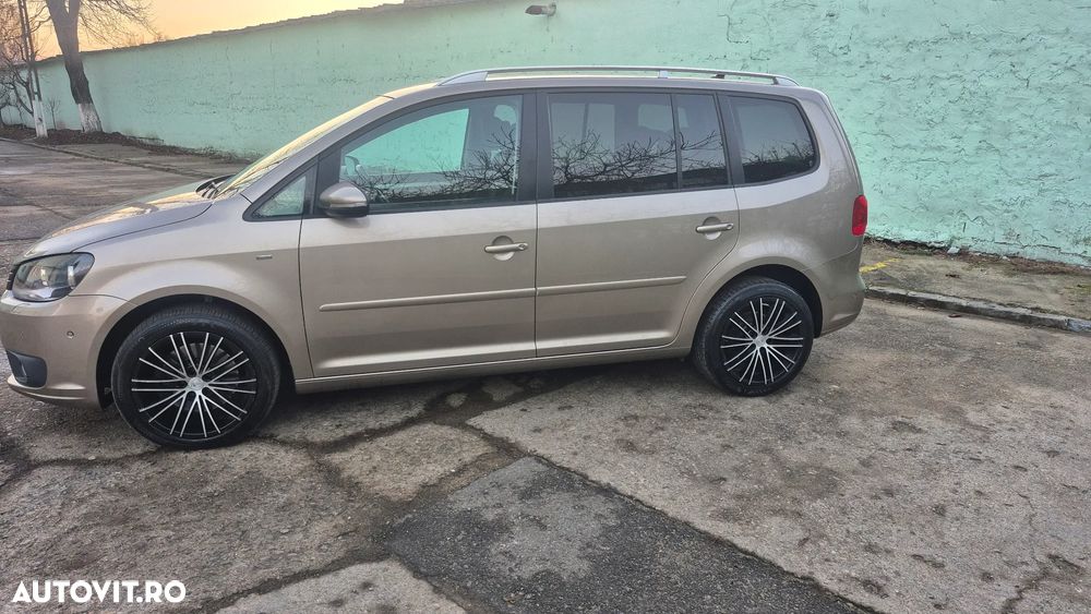 Volkswagen Touran 2.0 TDI DPF Cup - 11