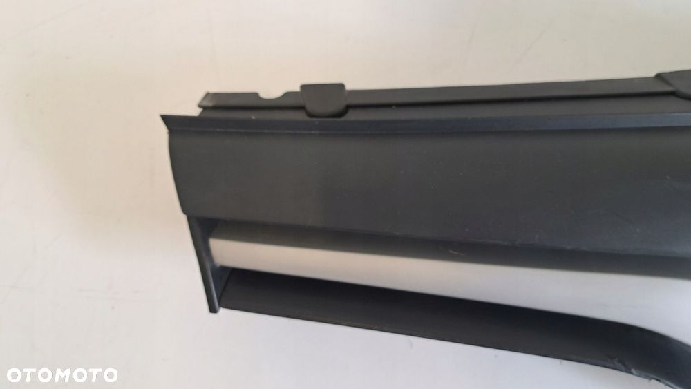 Grill atrapa RENAULT Kangoo II III LIFT 13- - 11