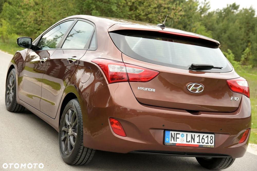 Hyundai i30 1.4 Premium - 6