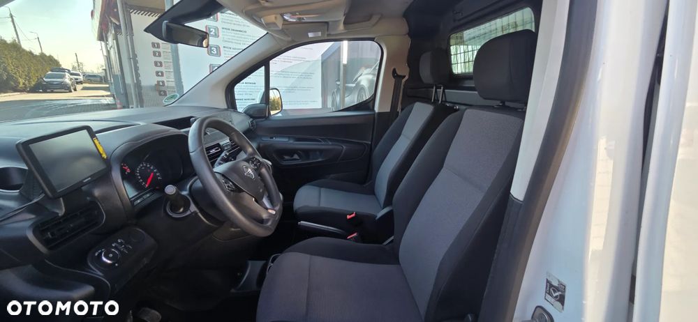 Opel Combo - 26