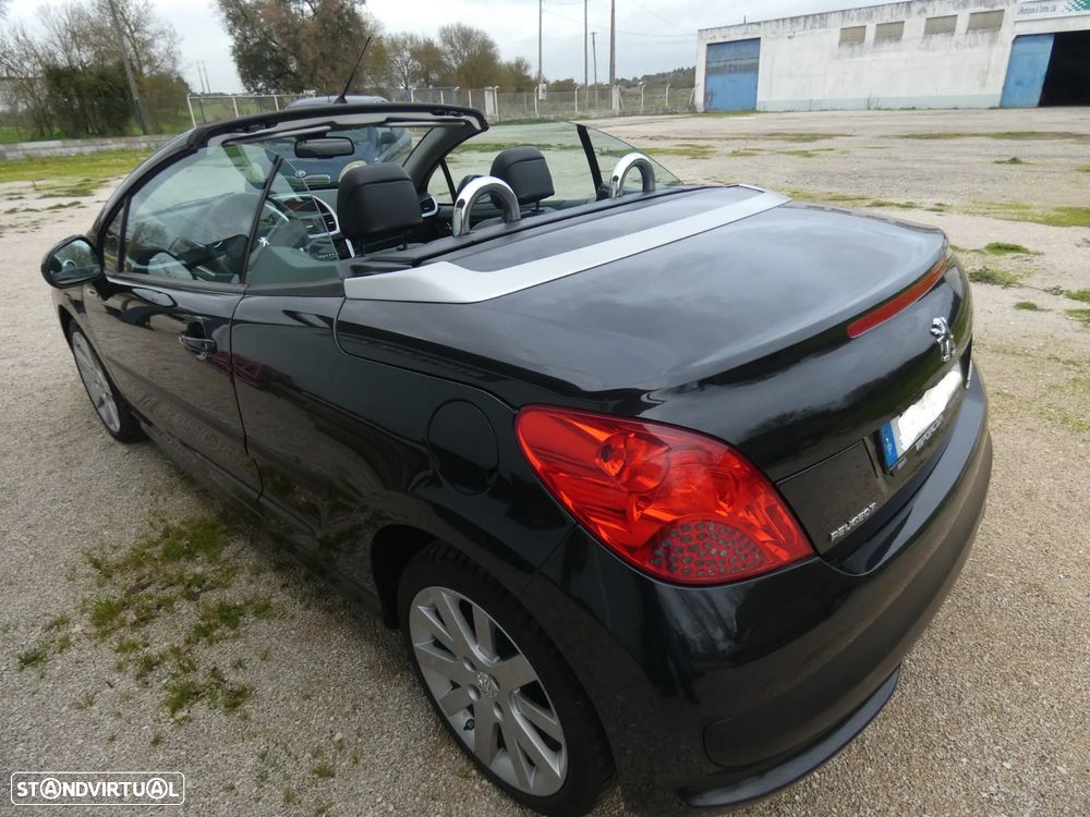 Peugeot 207 CC 1.6 HDi FAP Sport - 23