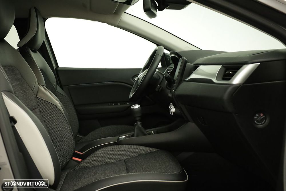 Renault Captur 1.0 TCe Techno Bi-Fuel - 23