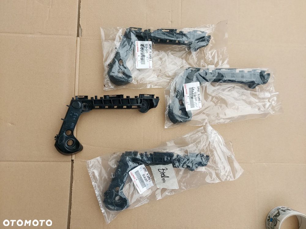 Toyota Corolla E21 HB Kombi 19- Ślizg Zderzaka Przód L Nowy Oryginał