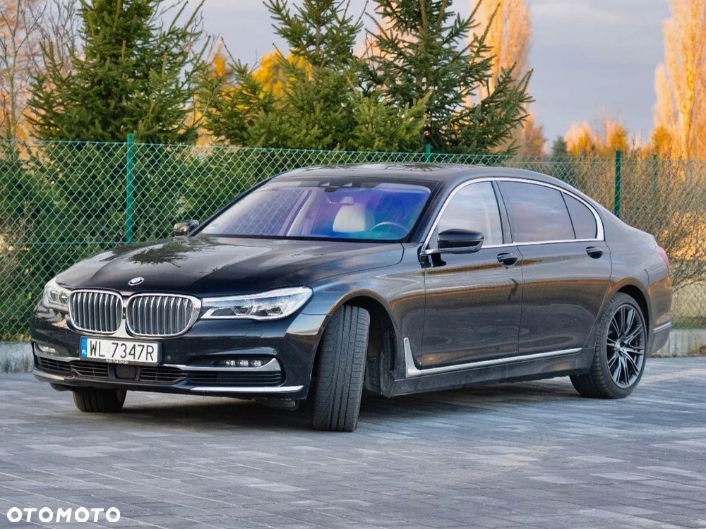 BMW Seria 7 750Li xDrive - 5