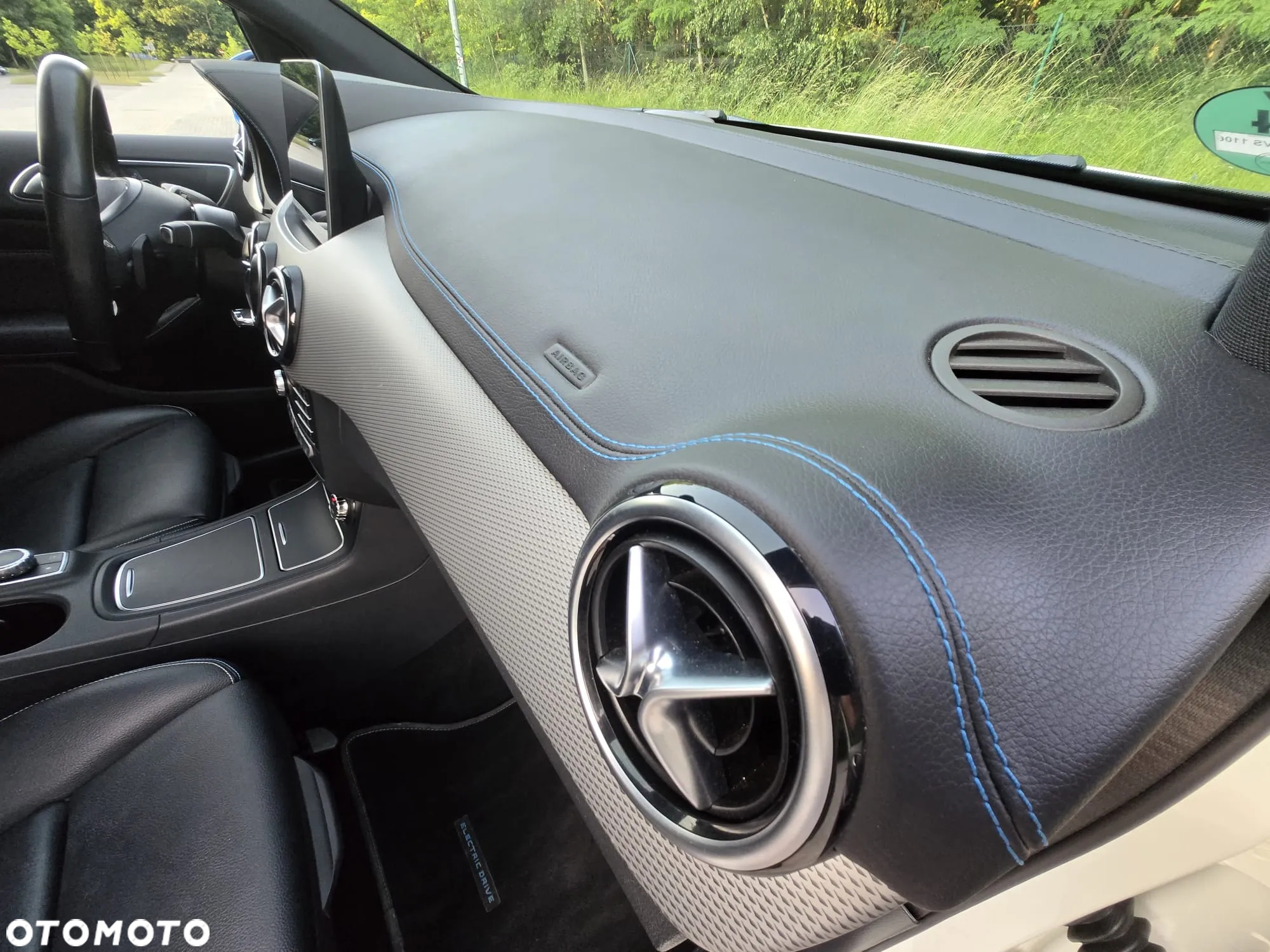 Mercedes-Benz Klasa B (Electric Drive) 250 e - 9