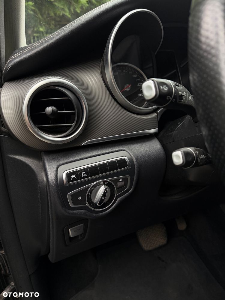 Mercedes-Benz Klasa V 220 (BlueTEC) d kompakt 7G-TRONIC Avantgarde - 18