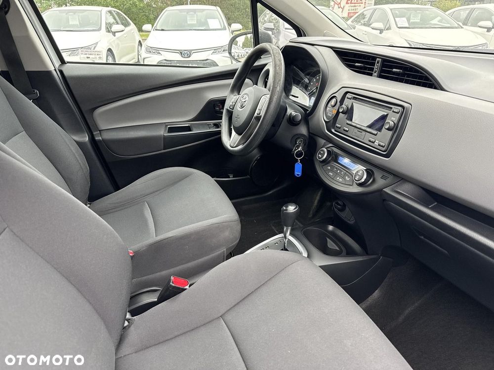 Toyota Yaris - 9