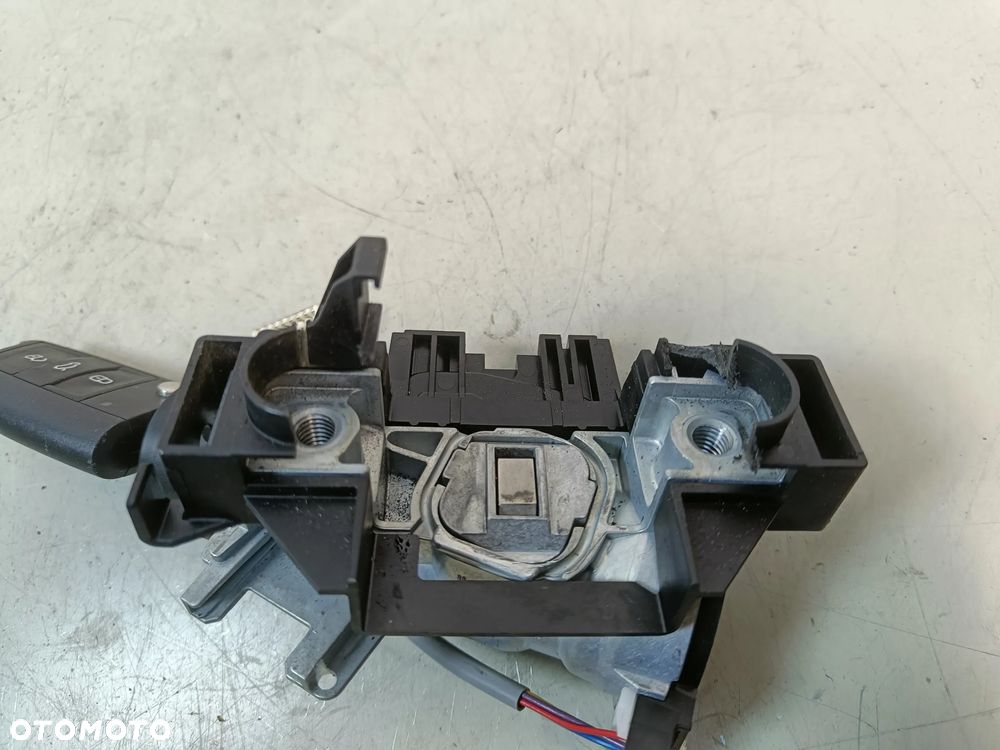 Stacyjka Kluczyk Seat Leon 3 III Karoq Arona Tarraco 1K0905851 5Q0905865 - 7
