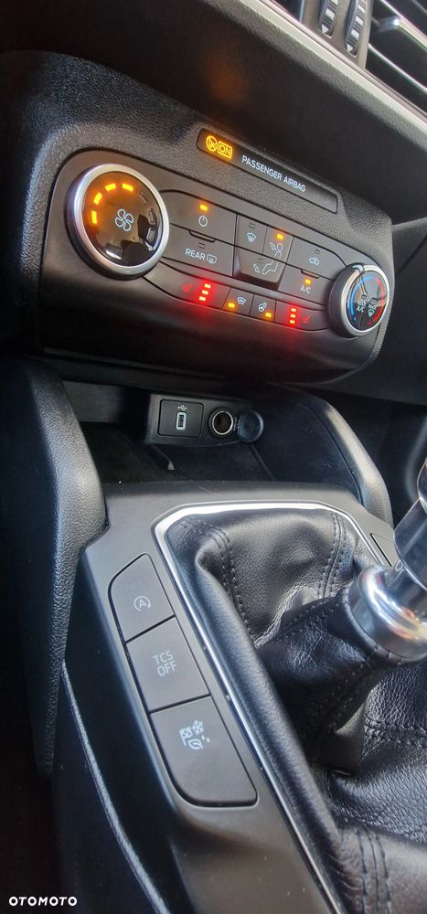 Ford Focus 1.0 EcoBoost Start-Stopp-System ACTIVE STYLE - 34