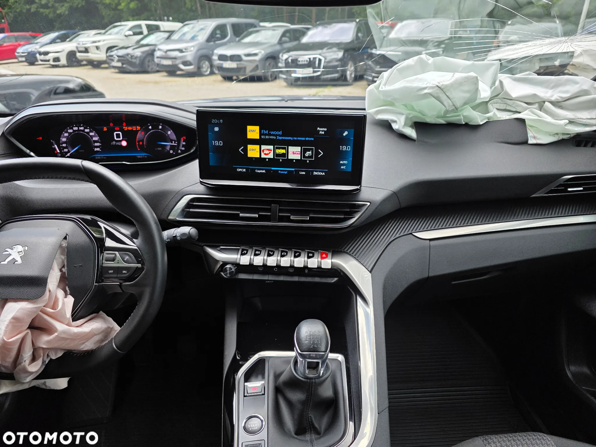 Peugeot 3008 1.5 BlueHDi Allure S&S - 24