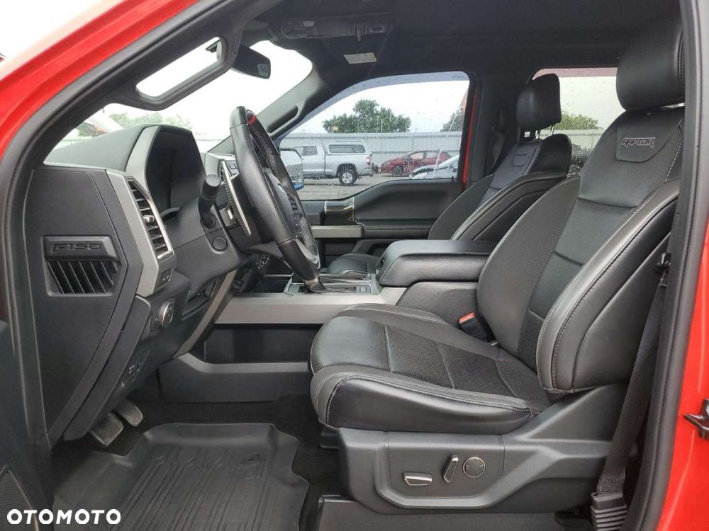 Ford F150 - 8