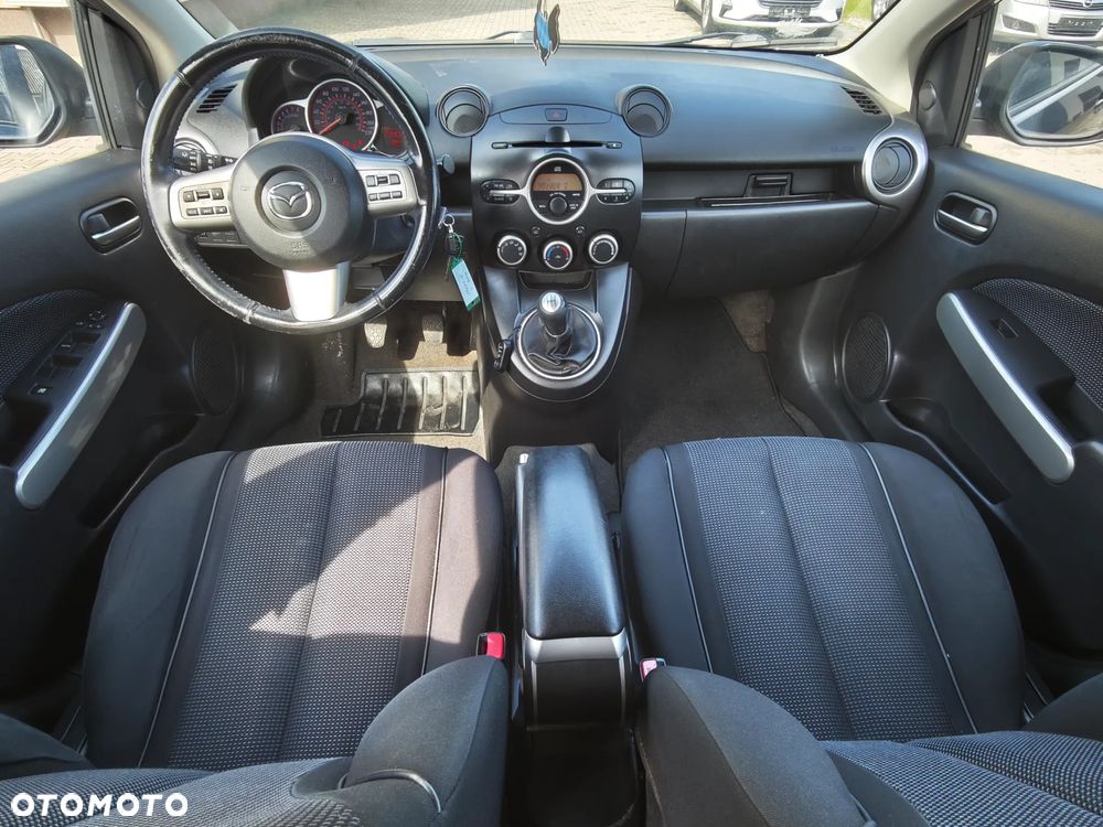 Mazda 2 1.5 Dynamic - 27