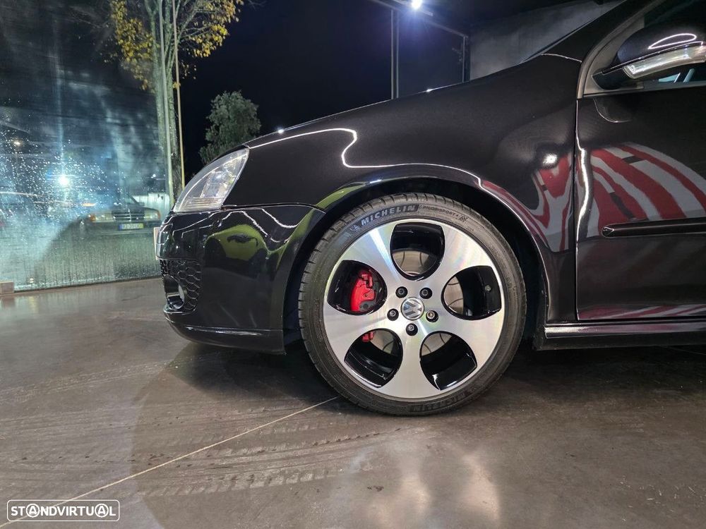 VW Golf 2.0 GTi - 25