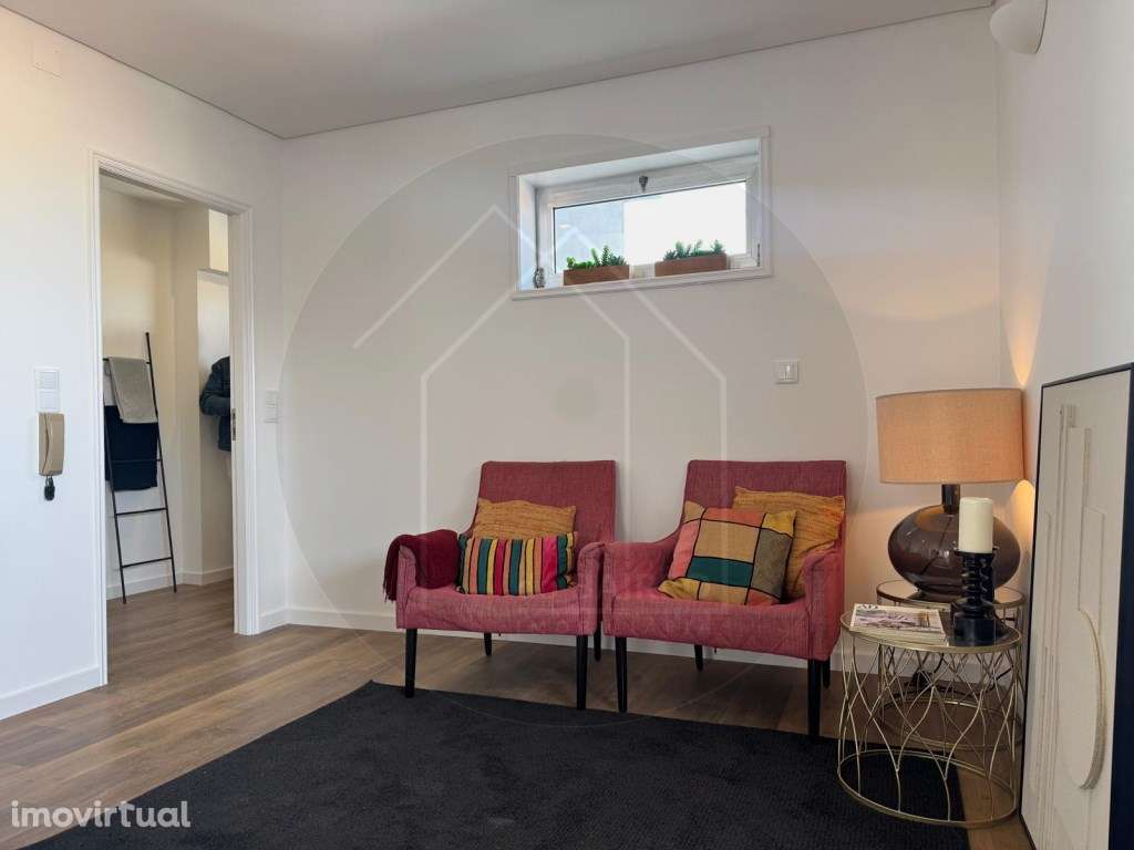 T1 Renovado, Quinta do Covelo / Metro Marquês - Porto - Grande imagem: 2/23