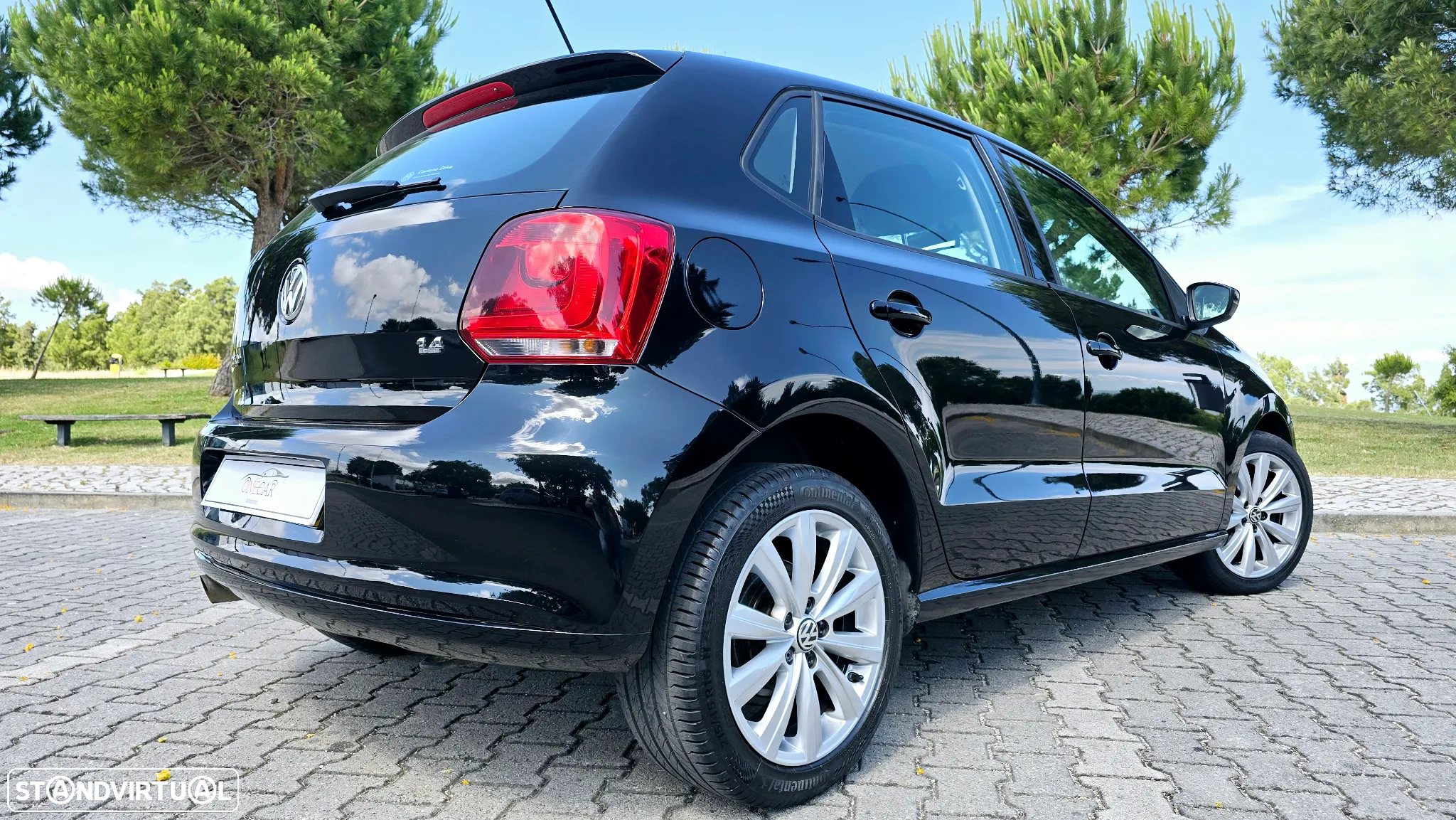 VW Polo 1.4 Highline DSG - 12