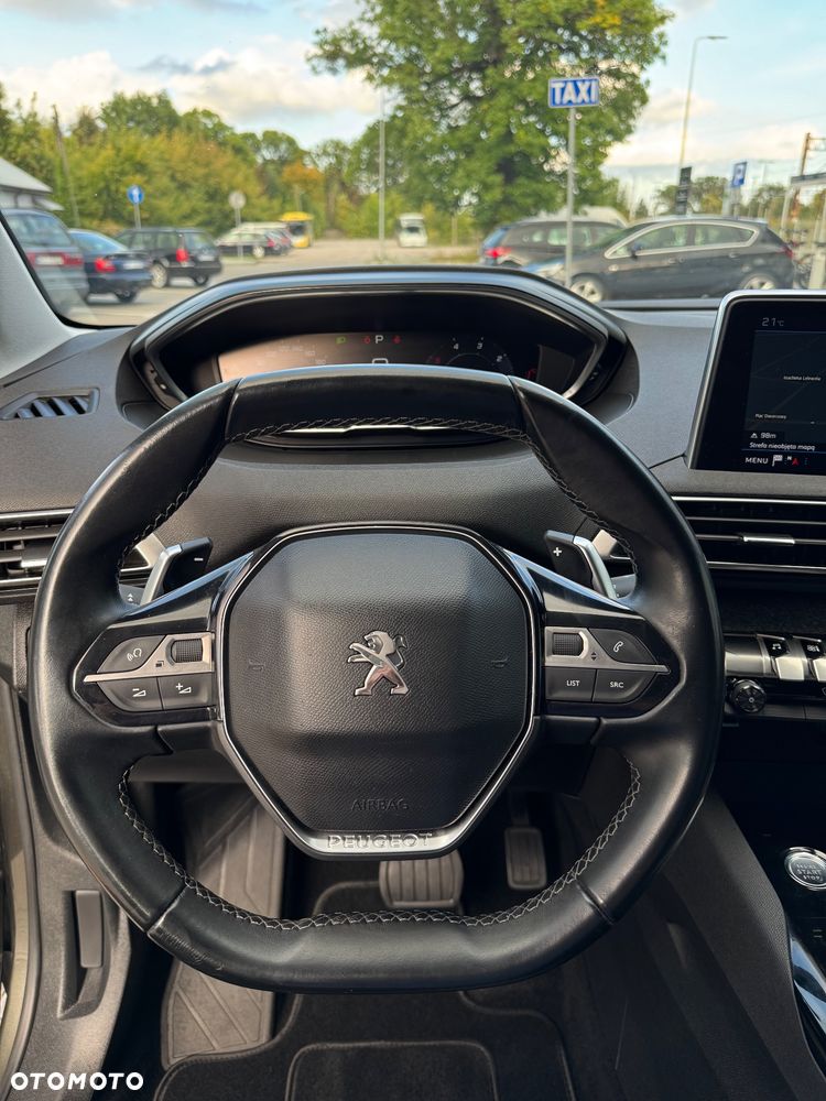 Peugeot 3008 BlueHDi 130 Stop & Start EAT8 Allure - 25