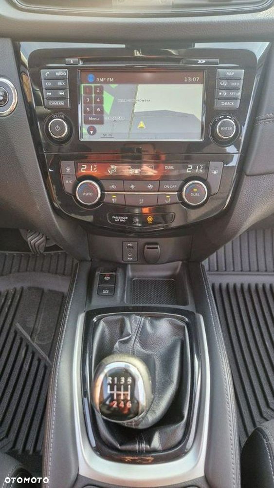 Nissan X-Trail 1.6 DIG-T N-Connecta - 26