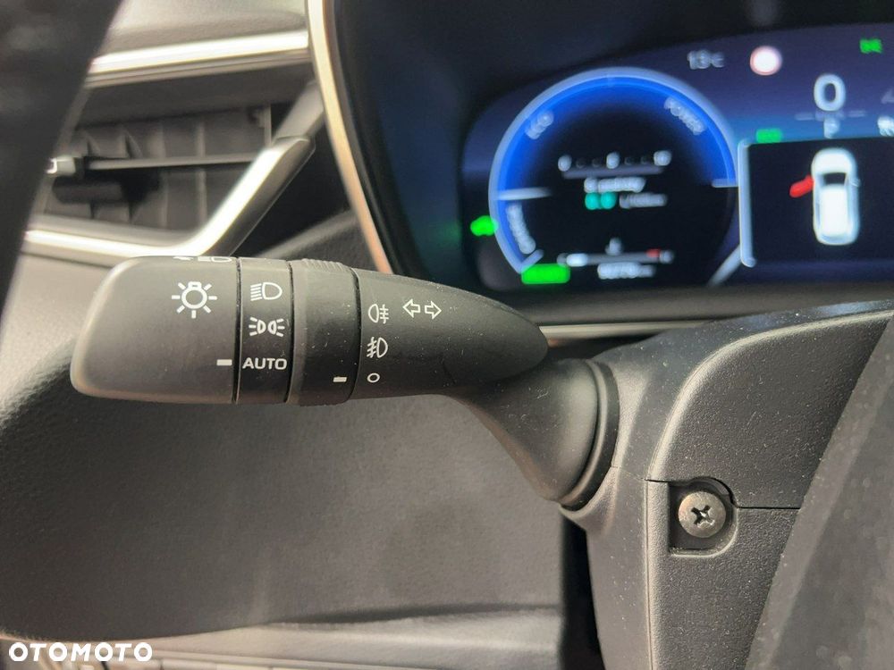 Toyota Corolla - 25