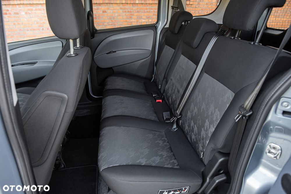 Opel Combo - 22