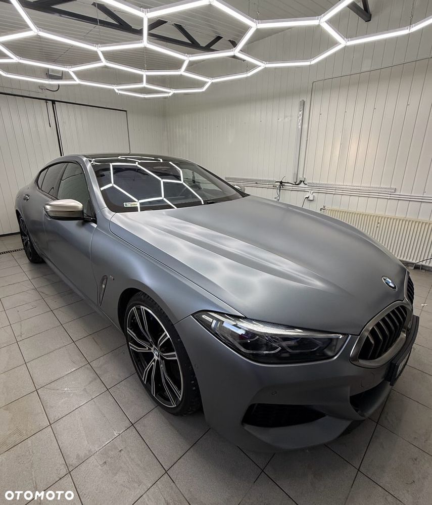 BMW Seria 8 - 2