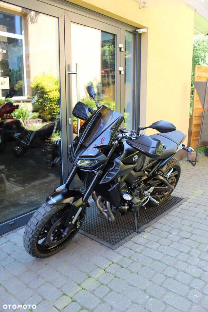 Yamaha MT - 4